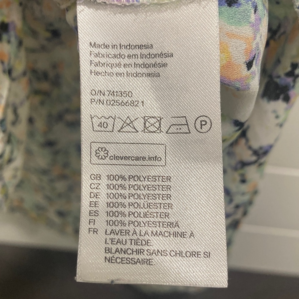 H&M Multicolor Floral Sleeveless Blouse - Picture 3 of 7